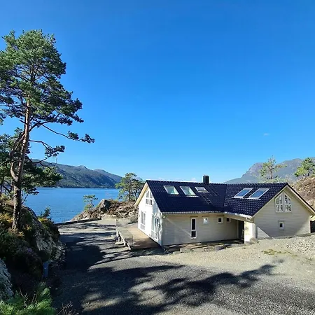 Ferienhaus In Region Ryfylke Fuer 6 Personen *